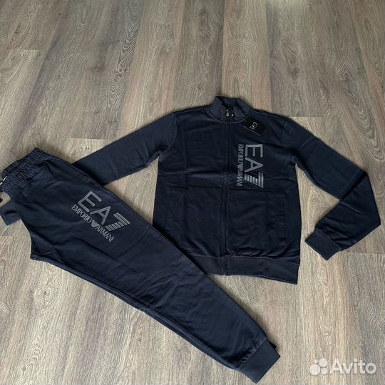 Спортивный костюм Emporio Armani