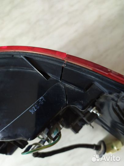 Б/У задний фонарь Mitubishi Outlander 3 рестайлинг