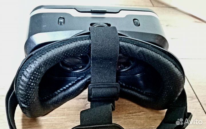 Очки виртуальной реальности для телефона