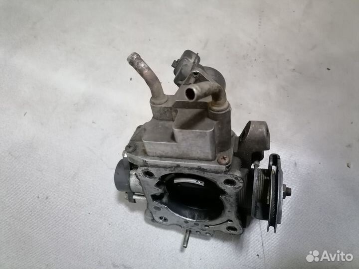 Дроссельная заслонка Mitsubishi Galant 1997