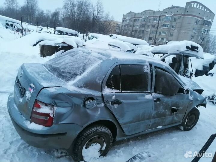 Запчасти б/у Skoda Fabia седан 1.4 AME