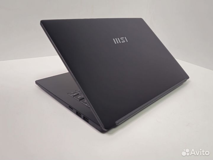 Компактный ноутбук MSI Ryzen 5/DDR4/SSD