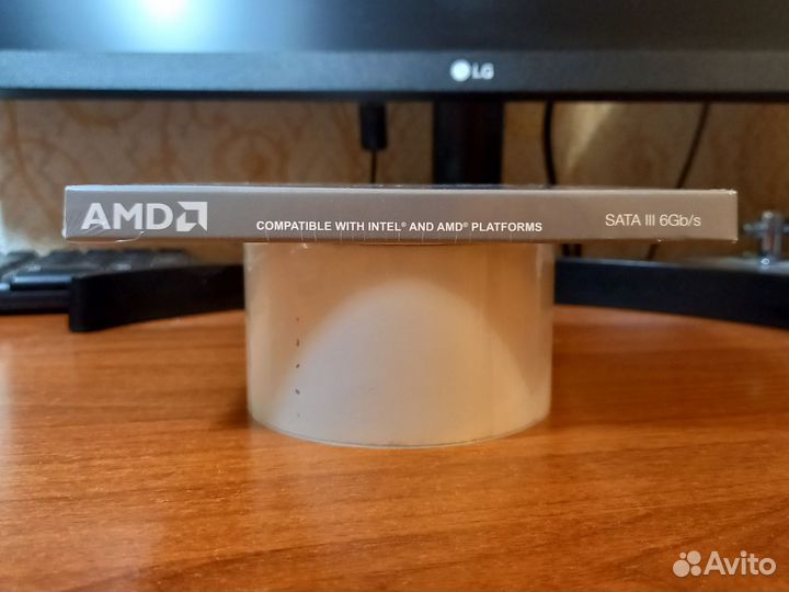 Ssd диск Ssd AMD Radeon 256 гб
