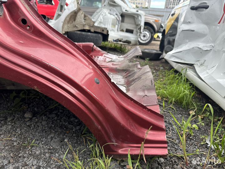 Hyundai Accent крыло заднее правое четверть