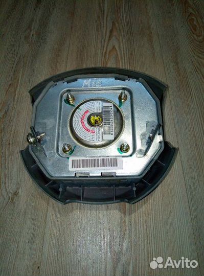 Подушка в руль Airbag водителя Nissan micra K12