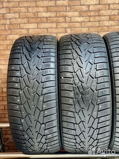 Nokian Tyres Hakkapeliitta 7 235/55 R17