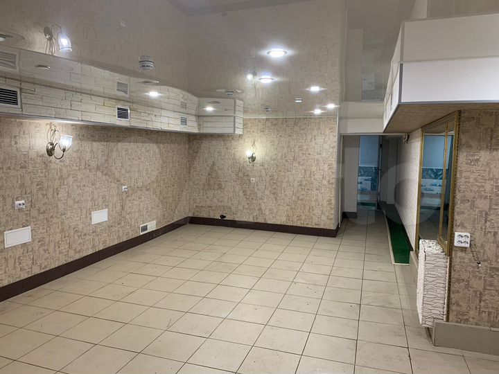 Подвал 70м с рем.Лен.пр.-торговля,пиво,услуги