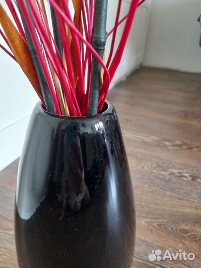 Ваза, глубокого чёрного цвета