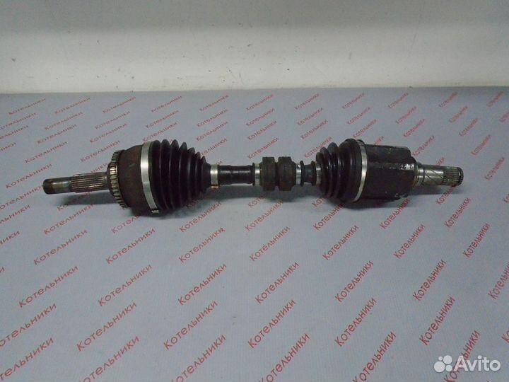 Nissan 39101-AV911 Вал приводной левый
