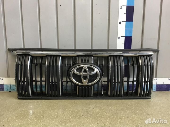 Решетка радиатора Toyota Land Cruiser (150) -Prado