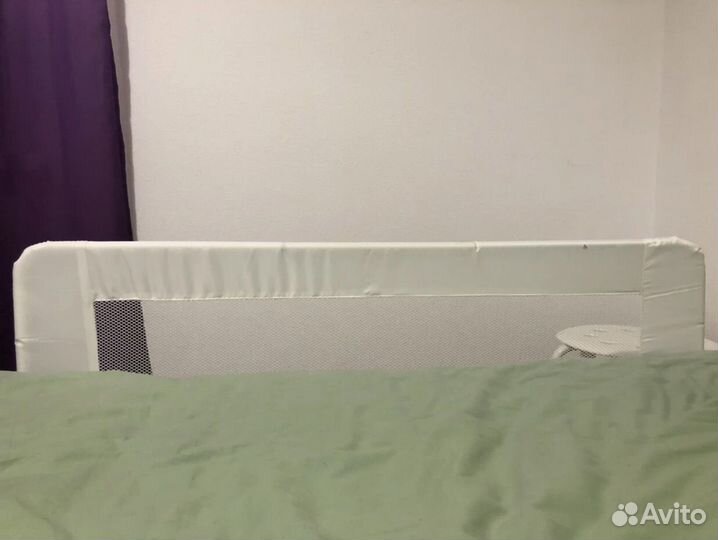 Защитный барьер для кровати