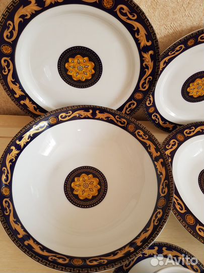 Столовый сервиз новый