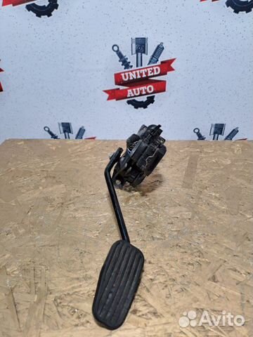 Педаль газа Volvo Xc90 2009