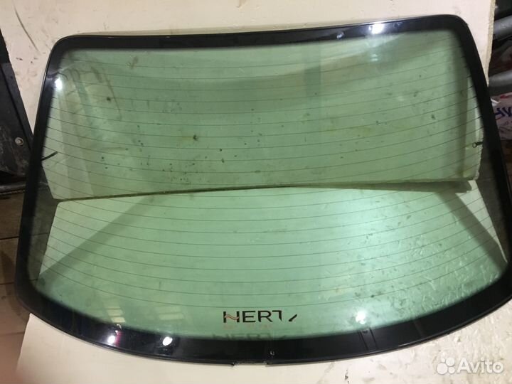 Стекло заднее A6C4