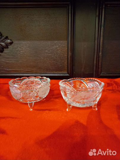 Конфетница хрусталь СССР 2 шт.на ножках Винтаж