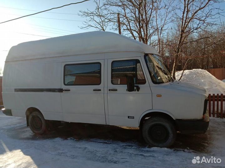DAF 400 цельнометаллический, 1990