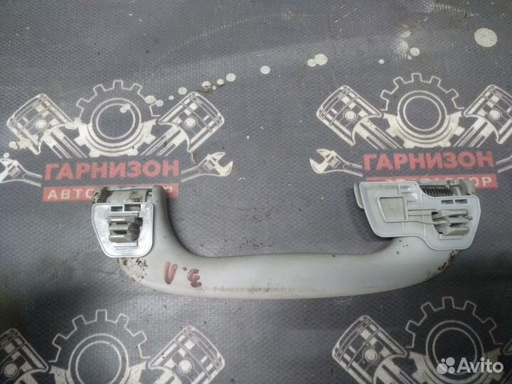 Ручка потолка Mazda 3