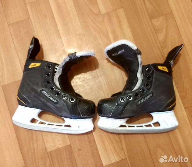 Коньки хоккейные детские