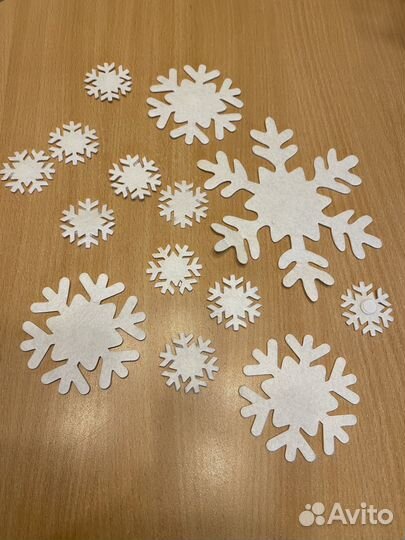 Набор снежинок из фетра