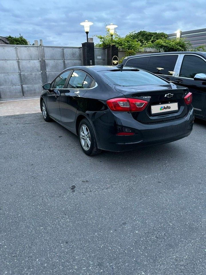 Chevrolet Cruze: фото владельца