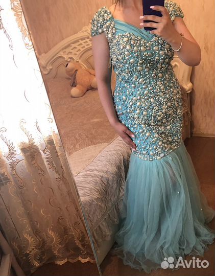 Шикарное вечернее платье