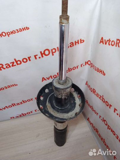 Передняя правая стойка opel astra G