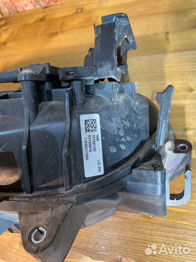 Выпускной коллектор Bmw 5 F10 N55B30 2011