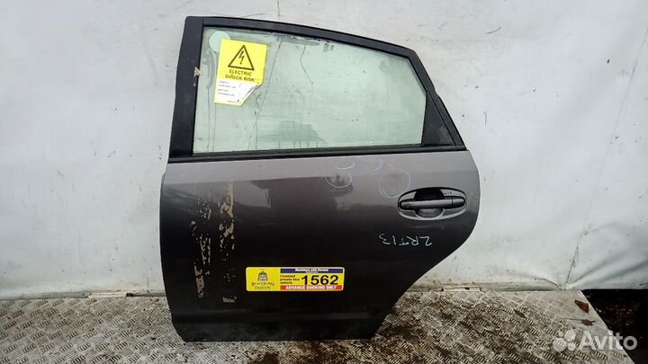 Дверь задняя левая toyota prius XW20 2003