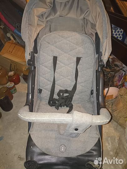 Прогулочная коляска