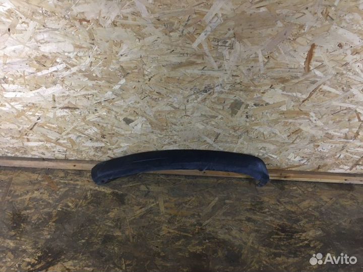 Накладка на бампер передняя правая Ford Focus 3