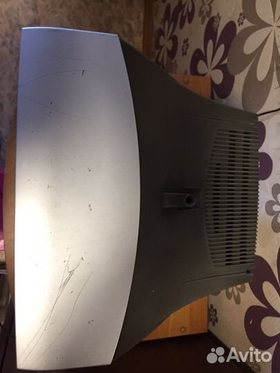 Телевизор samsung