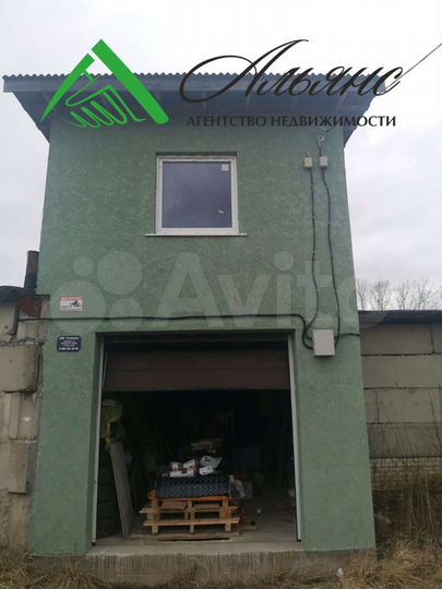 Гараж, > 30 м²