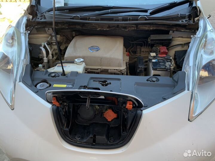 Nissan Leaf 109 л.с. AT, 2013, 138 000 км