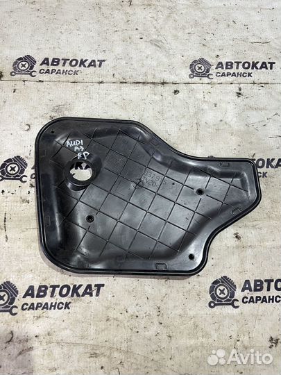 Заглушка двери передняя левая Audi A3 8P