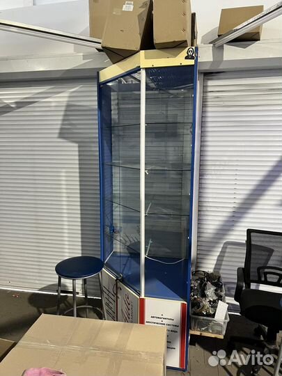 Витрины торговые (алюминиевые). Цена договорная