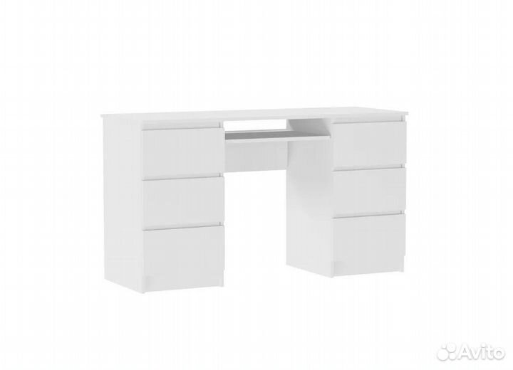 Письменный стол