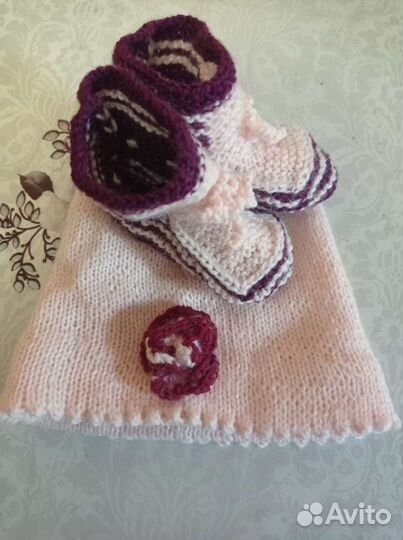 Комплект шапка, пинетки