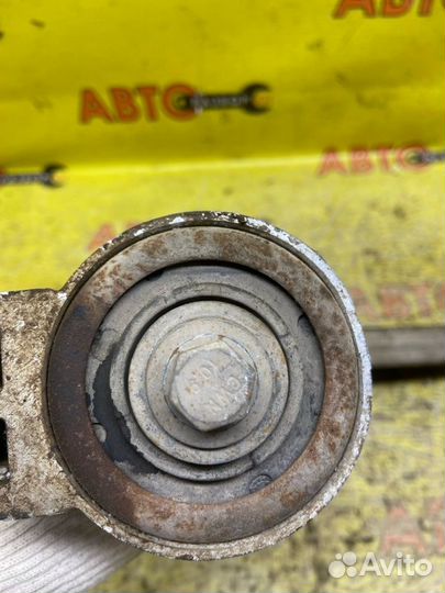 Рычаг подвески передний левый Opel Vectra C Z18XE