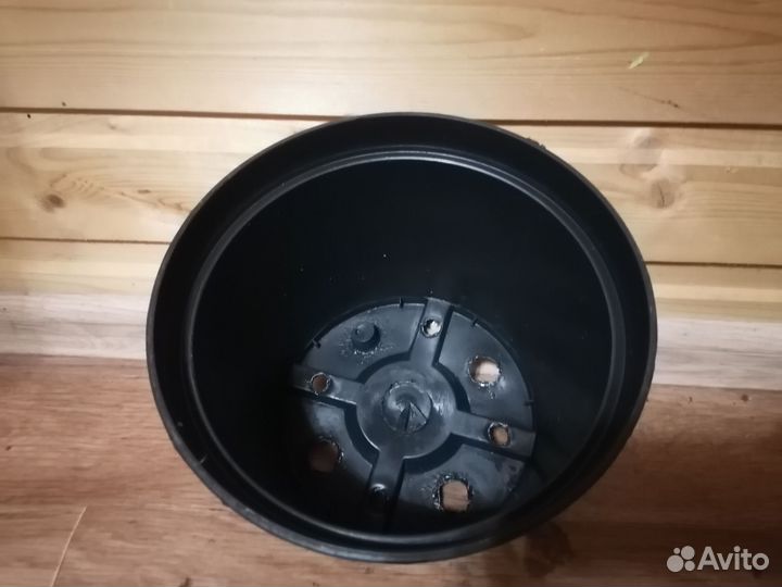 Горшки литьевые для рассады новые и бу