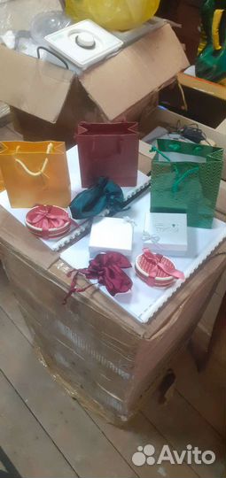 Подарочные коробочки