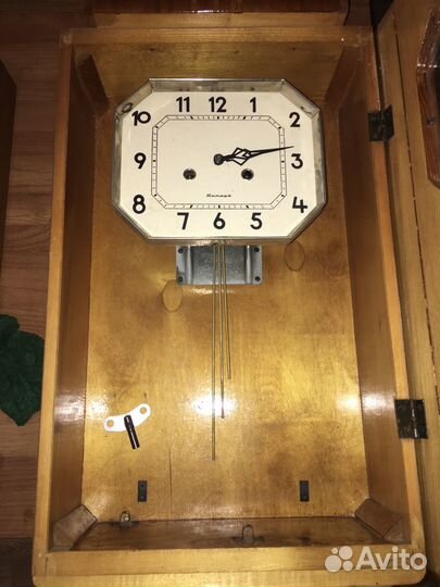 Часы настенные с боем Янтарь