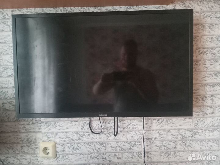 Телевизор samsung SMART tv