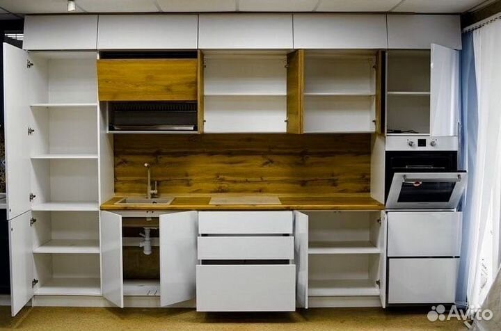 Кухонный гарнитур 