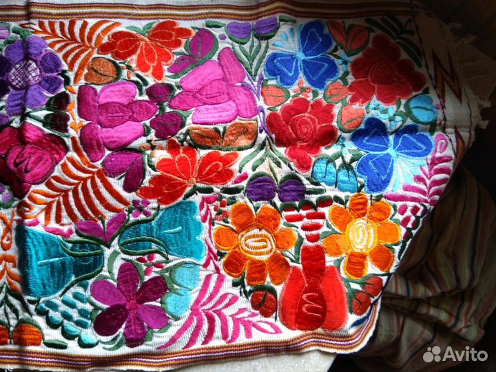 Скатерть из Эквадора. Ручная вышивка