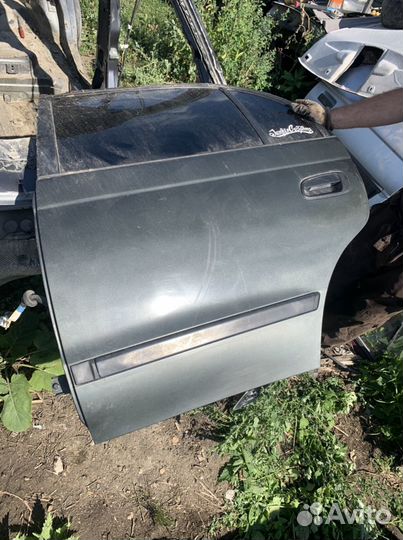 Двери Toyota Carina E