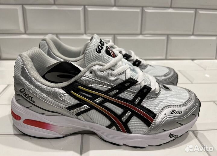 Мужские кроссовки Asics Gel 1090