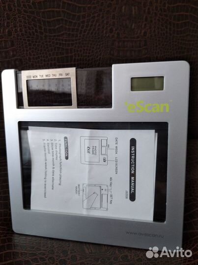 Фоторамка с календарем и часами