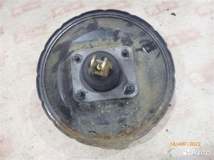 Вакуумный усилитель Mitsubishi Lancer CS3A 4G18