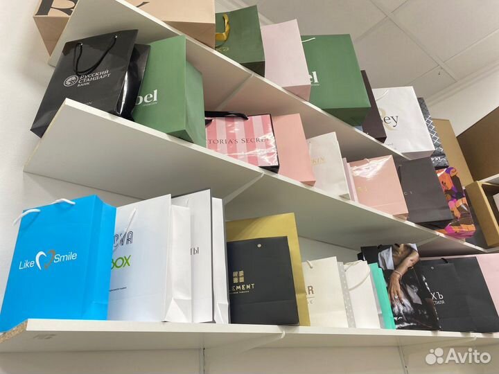 Печать пакетов с логотипом. Визитки. Полиграфия