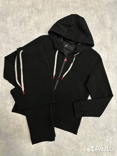 Спортивный костюм мужской Kiton